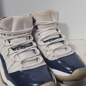 Nike Kids Navy Blue and White Retro Sneakers